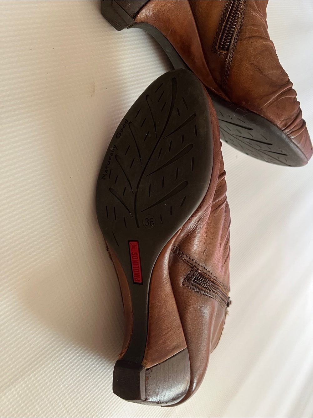 Pikolinos Brown Leather Side-zip Bootie with Wrinkle Feature 36/6